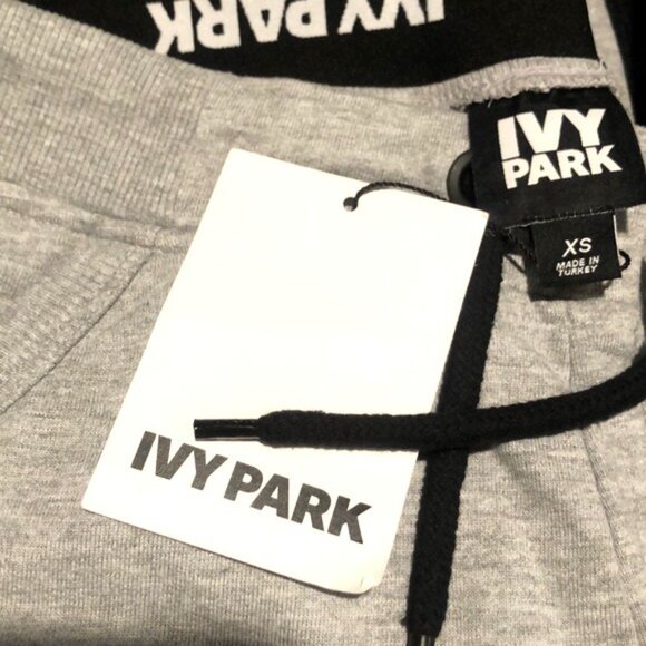 Beyoncé’s Ivy Park XS Gray Lounger 27" Crop Sweat Pants w/Drawstring Waist NWT - Picture 5 of 7